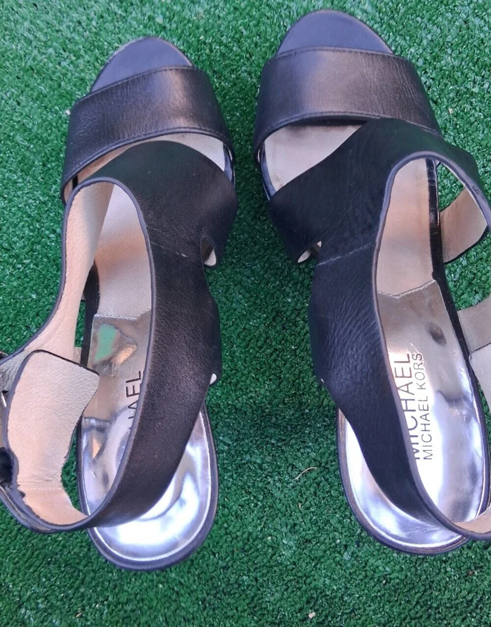 MICHAEL Michael Kors Carla Black Leather Strappy Platform Sandals    Size 8.5